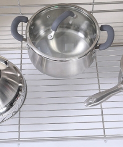có nên dùng giá xoong nồi bát đĩa boss inox nan dẹt